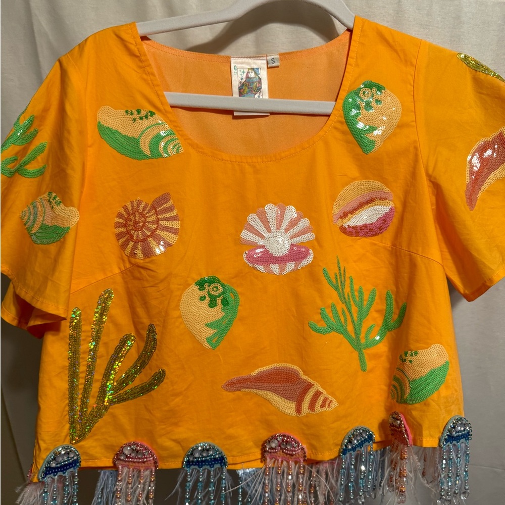 Queen of sparkles top
